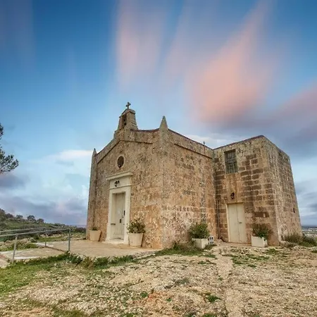 بيت خشبي Ix-xefaq Your Peaceful Countryside Escape